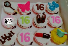 Ara Cakes Retailer Tailor Made Cakes