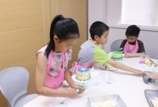Complete Deeliti Learning Centre Kids Arts Cooking Cake DIY Class Central