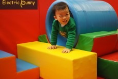 Electric Bunny Learning Centre Kids Party Class Fortress Tower