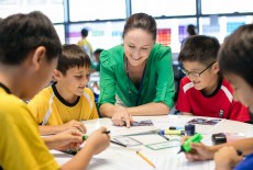 ESF Discovery College Island Private Independent School 