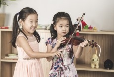 Hong Kong Suzuki Music Institute Kids violin class Shek Tong Tsui