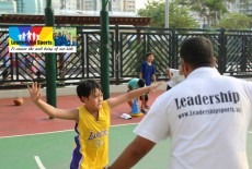 Leadership Sports HK learning basketball