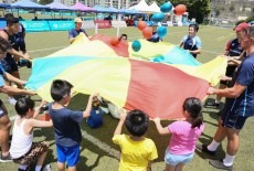rugbytots-kids-rugby-class-parachute-peak-school-central.jpg