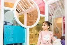 Origami kids Cafe environment