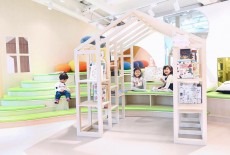 Origami kids Cafe environment